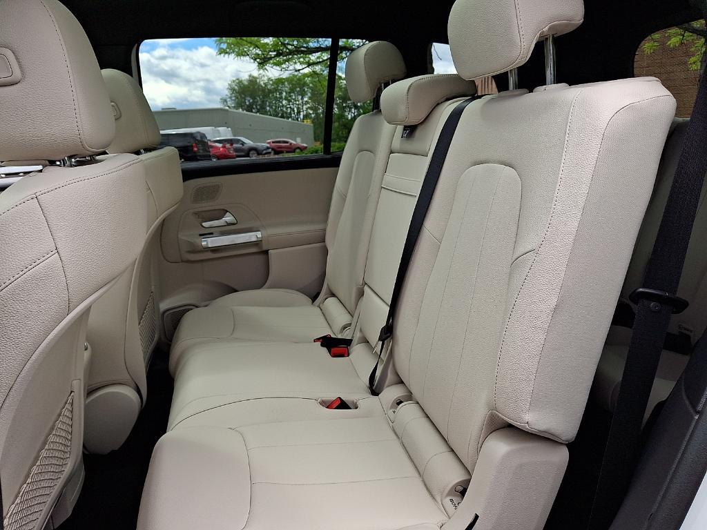 used 2026 Mercedes-Benz GLB 250 car, priced at $48,900