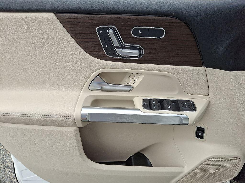 new 2026 Mercedes-Benz GLB 250 car, priced at $50,710