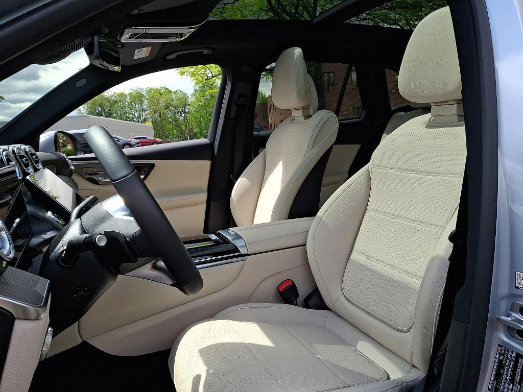 used 2026 Mercedes-Benz GLC 300 car, priced at $54,900