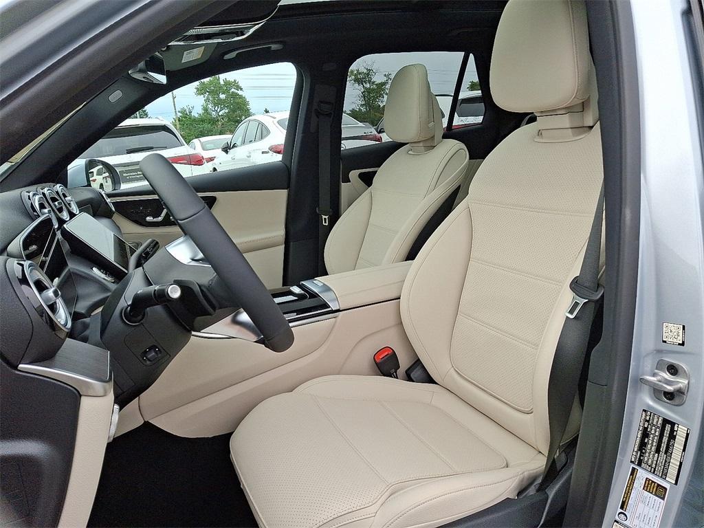 new 2026 Mercedes-Benz GLC 300 car, priced at $57,685