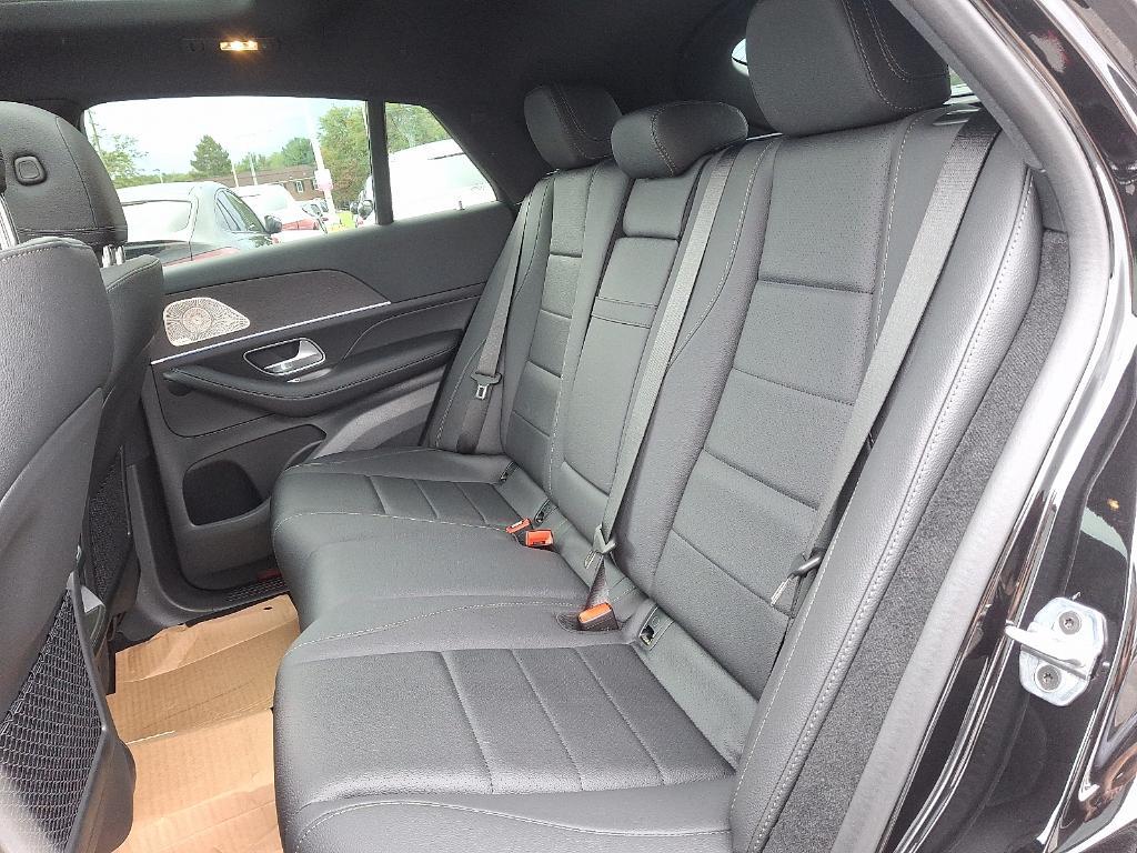 new 2026 Mercedes-Benz GLE 450 car, priced at $82,360