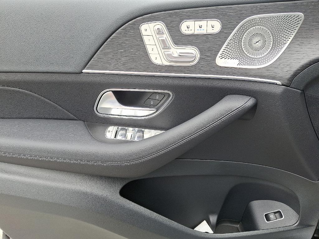 new 2026 Mercedes-Benz GLE 450 car, priced at $82,360