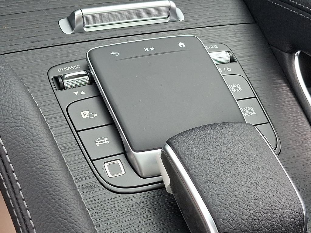 new 2026 Mercedes-Benz GLE 450 car, priced at $82,360