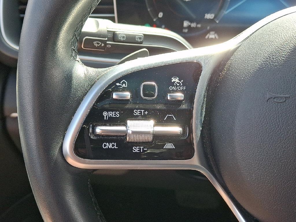 Mercedes-Benz GLE view 22