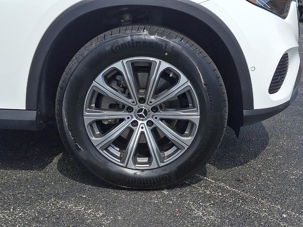 used 2026 Mercedes-Benz GLC 300 car, priced at $52,900