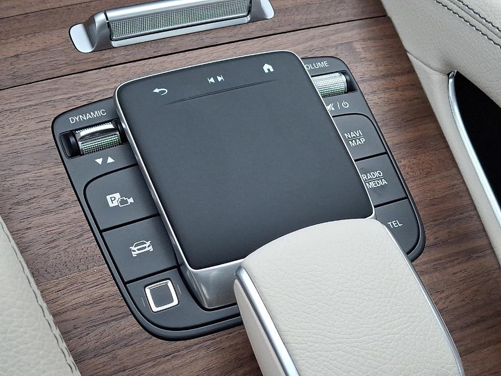 new 2026 Mercedes-Benz GLE 450 car, priced at $86,580