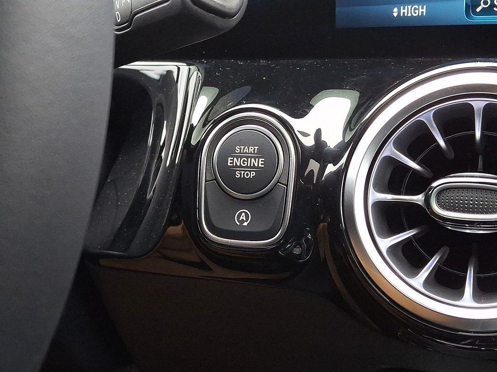 new 2026 Mercedes-Benz GLA 250 car, priced at $50,040