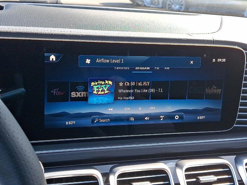 new 2025 Mercedes-Benz GLS 450 car