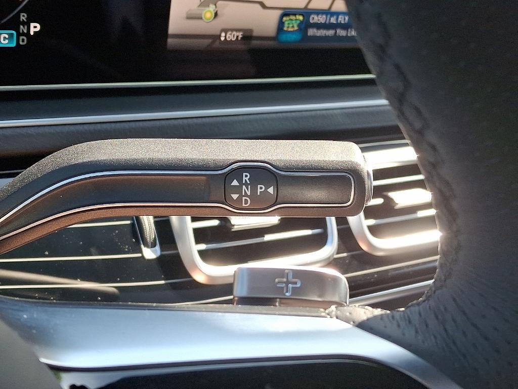 new 2025 Mercedes-Benz GLS 450 car