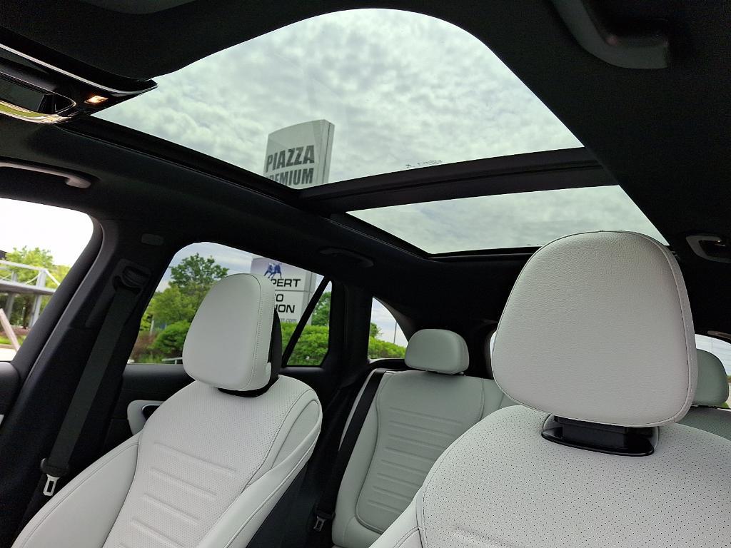 new 2026 Mercedes-Benz GLC 300 car, priced at $58,135
