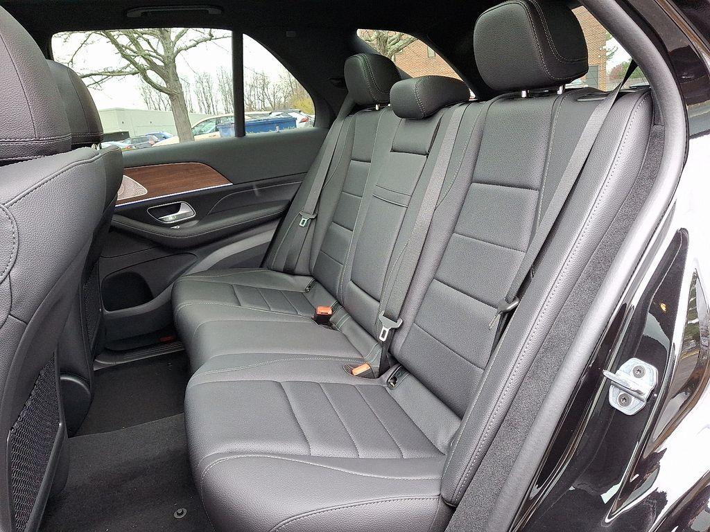 new 2026 Mercedes-Benz GLE 350 car, priced at $72,050