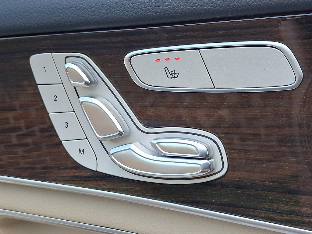used 2018 Mercedes-Benz GLC 300 car, priced at $20,820