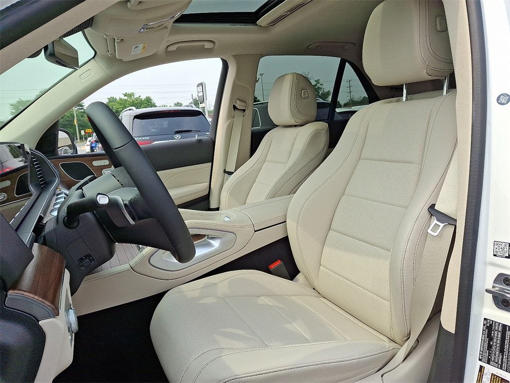 new 2025 Mercedes-Benz GLE 350 car, priced at $66,930