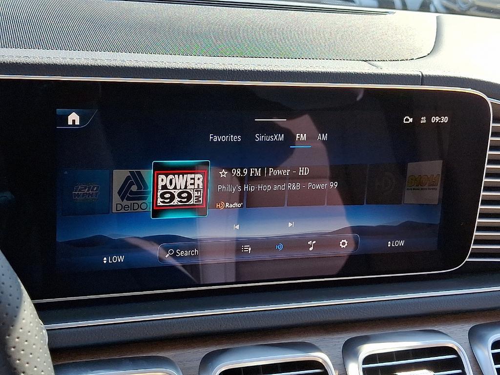 new 2025 Mercedes-Benz GLS 450 car