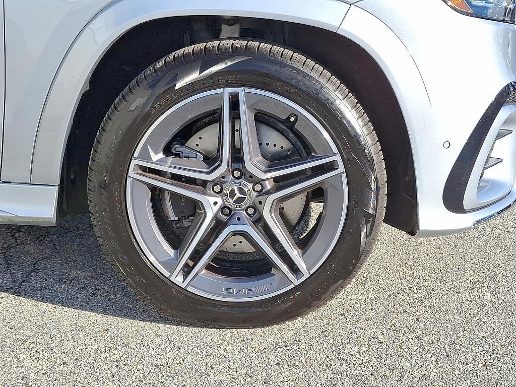 used 2025 Mercedes-Benz GLS 450 car, priced at $81,900