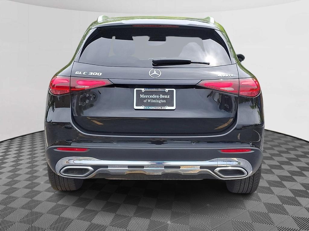 used 2023 Mercedes-Benz GLC 300 car, priced at $37,900