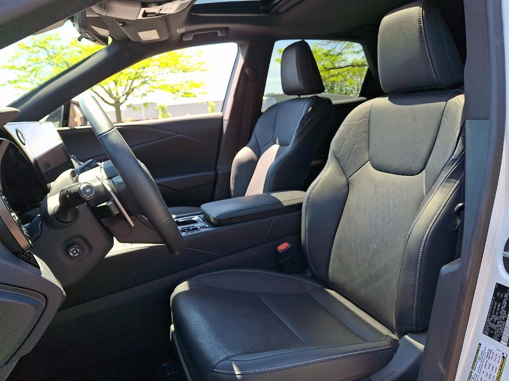 used 2024 Lexus RX 350 car, priced at $52,900