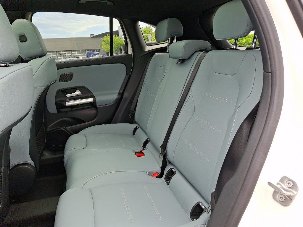 new 2026 Mercedes-Benz GLA 250 car, priced at $47,845