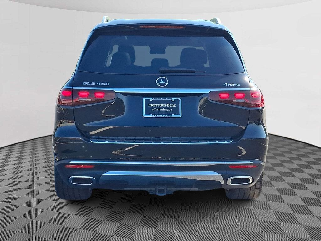 Mercedes-Benz GLS view 5