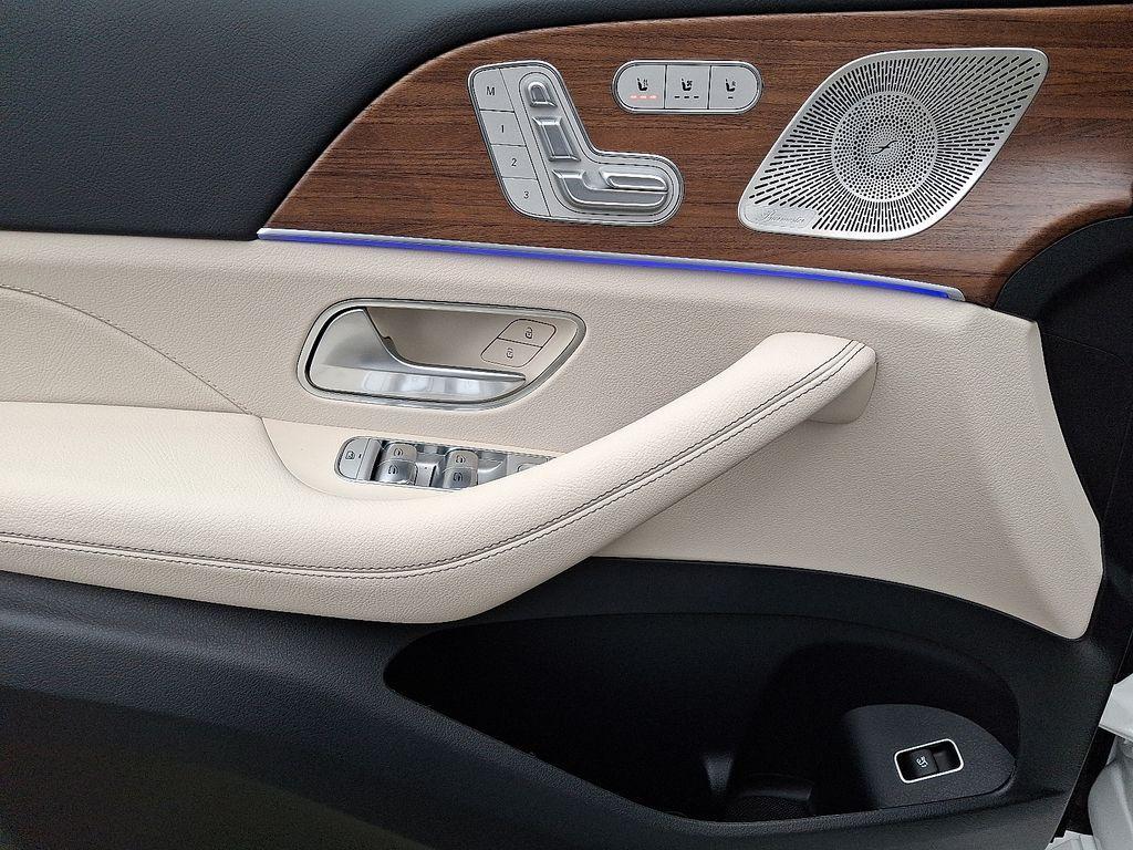 new 2026 Mercedes-Benz GLE 350 car, priced at $73,115