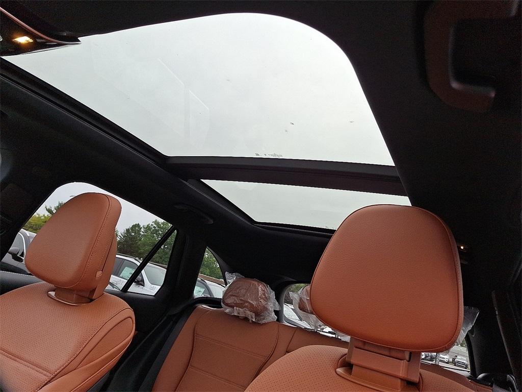 new 2026 Mercedes-Benz GLC 300 car, priced at $58,885