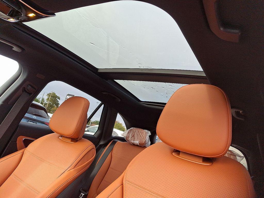 new 2026 Mercedes-Benz GLC 300 car, priced at $58,335