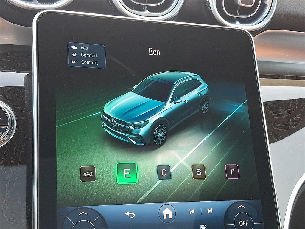 new 2026 Mercedes-Benz GLC 300 car, priced at $58,335