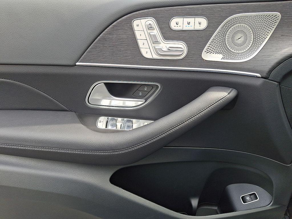 used 2026 Mercedes-Benz GLE 350 car, priced at $68,900