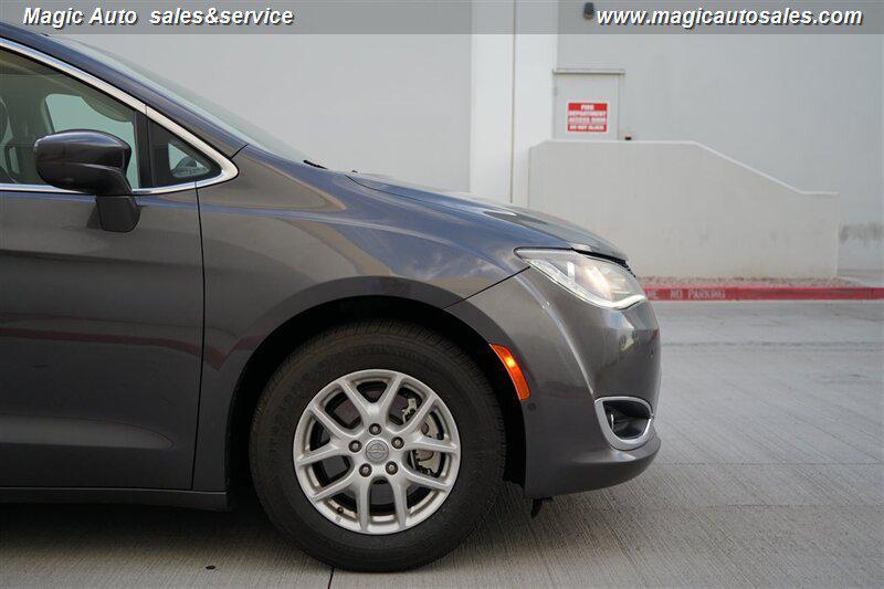 used 2020 Chrysler Pacifica car, priced at $14,950