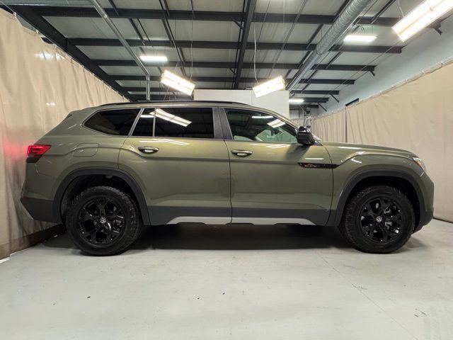 new 2026 Volkswagen Atlas car, priced at $44,697