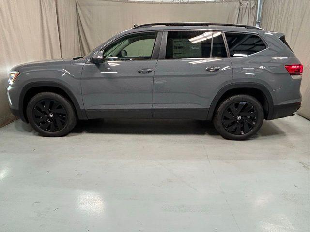 new 2026 Volkswagen Atlas car, priced at $46,451