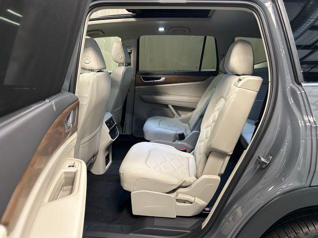 new 2026 Volkswagen Atlas car, priced at $46,451