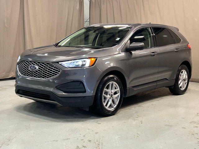 used 2024 Ford Edge car, priced at $21,194