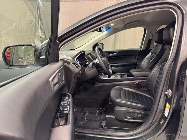 used 2019 Ford Edge car, priced at $15,682