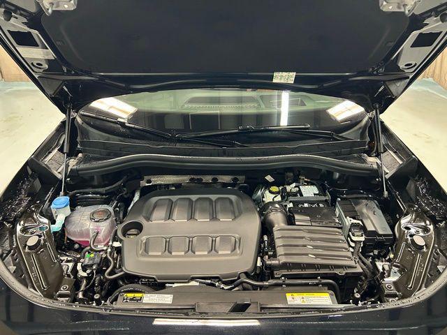 new 2026 Volkswagen Tiguan car, priced at $44,183