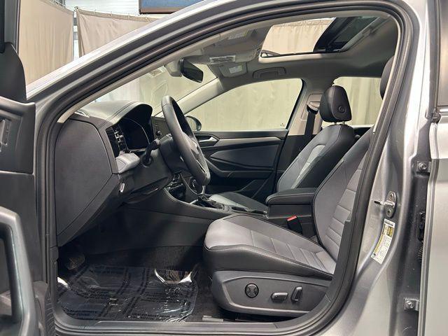 new 2025 Volkswagen Jetta car, priced at $25,649