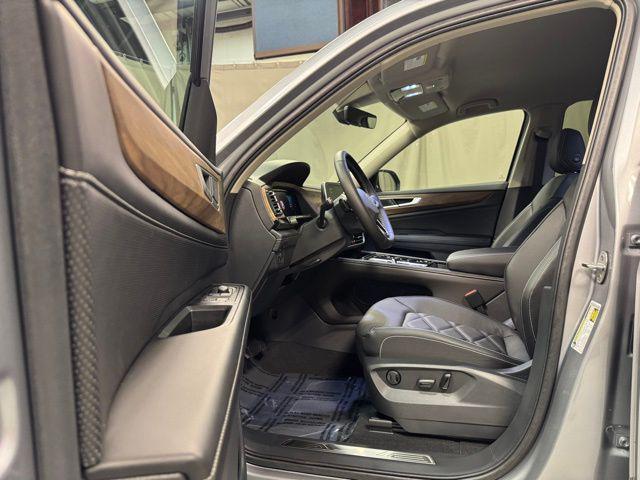 new 2026 Volkswagen Atlas car, priced at $44,884