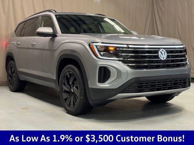 new 2026 Volkswagen Atlas car, priced at $43,384