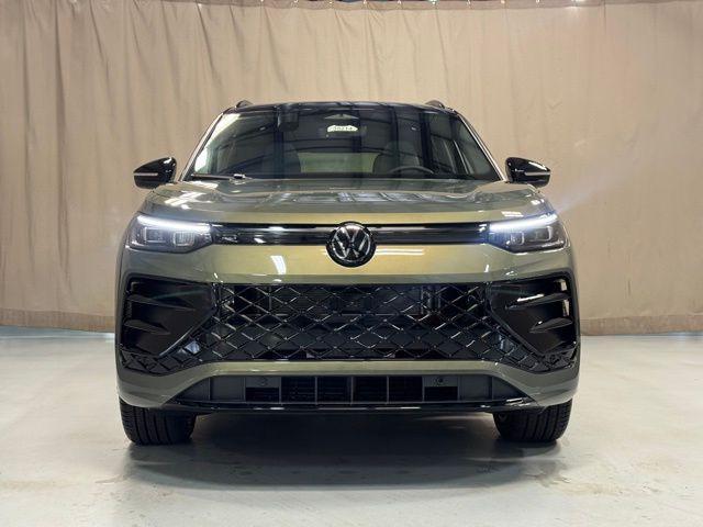 new 2026 Volkswagen Tiguan car, priced at $38,256