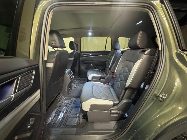 new 2026 Volkswagen Atlas car, priced at $45,295