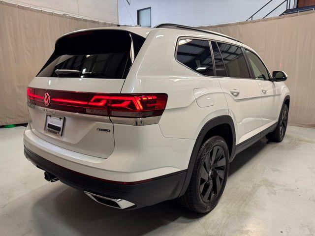 new 2026 Volkswagen Atlas car, priced at $45,451