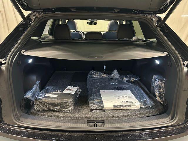 new 2026 Volkswagen Atlas Cross Sport car, priced at $49,364