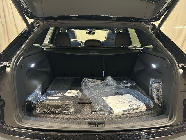 new 2026 Volkswagen Atlas Cross Sport car, priced at $49,364