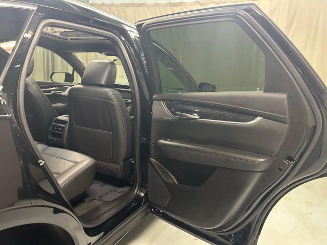 used 2021 Cadillac XT5 car, priced at $19,555