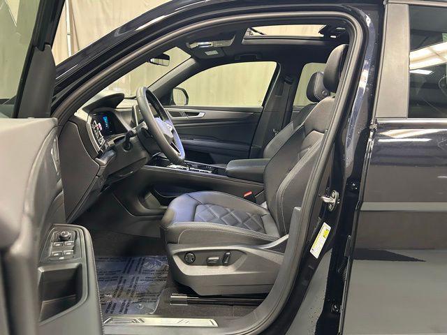 new 2026 Volkswagen Atlas Cross Sport car, priced at $44,906