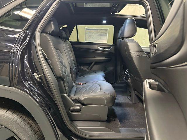 new 2026 Volkswagen Atlas Cross Sport car, priced at $44,906