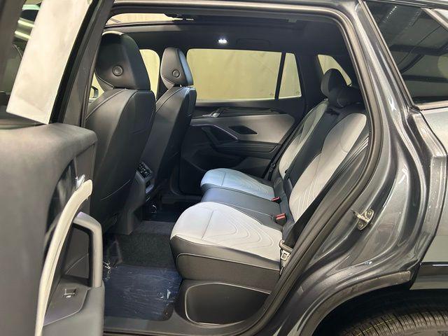 new 2026 Volkswagen Tiguan car, priced at $39,439