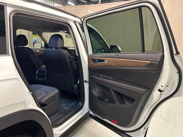 new 2026 Volkswagen Atlas car, priced at $45,419