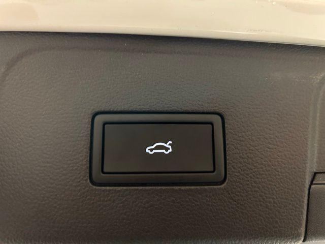 new 2026 Volkswagen Atlas car, priced at $45,419