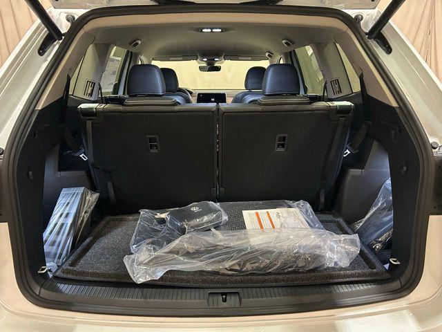 new 2026 Volkswagen Atlas car, priced at $45,419